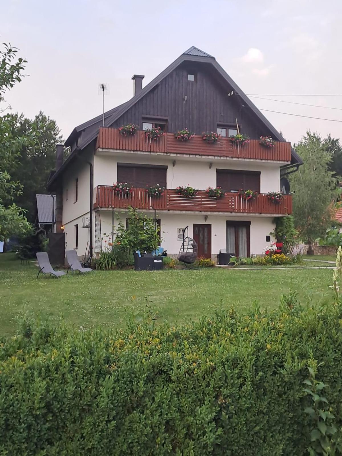 Tomljanovic Hotel Plitvicka Jezera Exterior photo